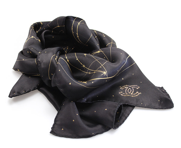 CUSTOM-MADE SCARVES