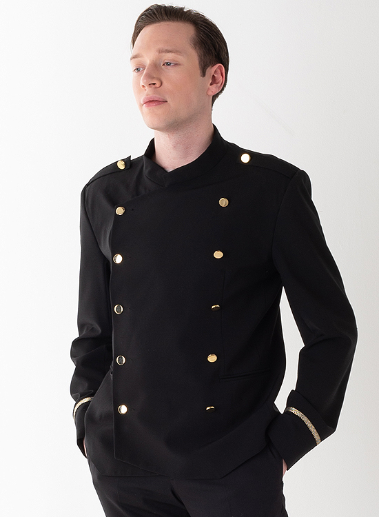 UNIFORMS IN PARTNERSHIP WITH VÉOMA&CO